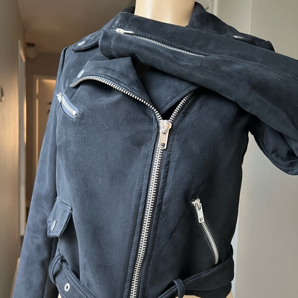 Forever 21 black crop Jacket - Picture 3 of 5